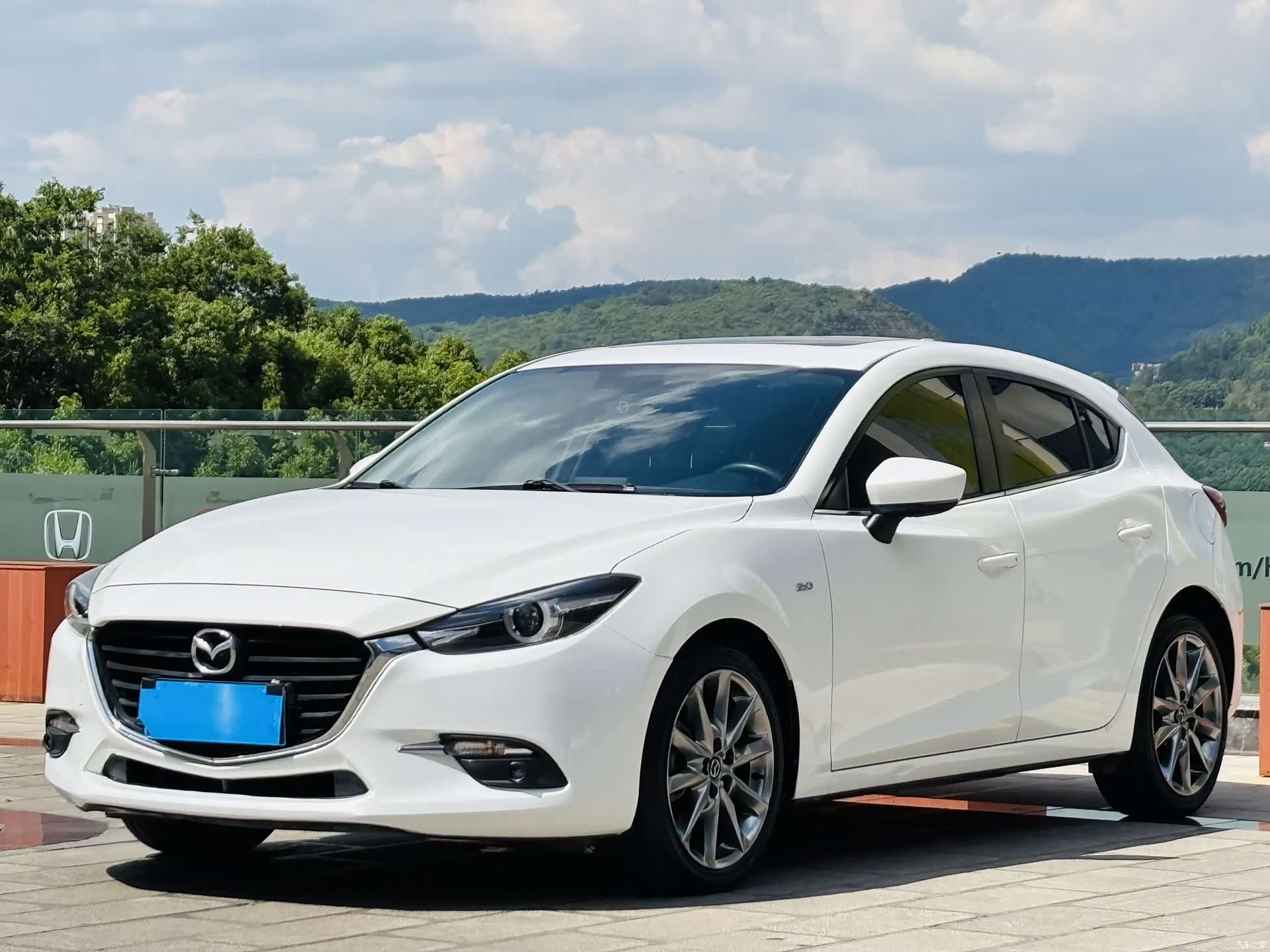 Mazda Mazda3, 2018 1