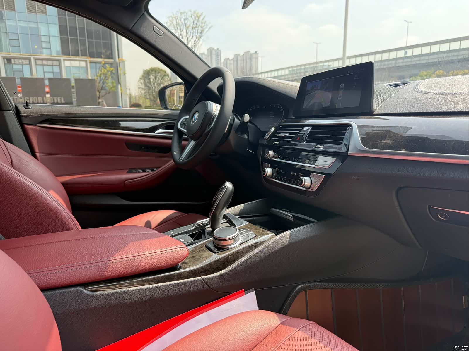 BMW 5 Series, 2020 10