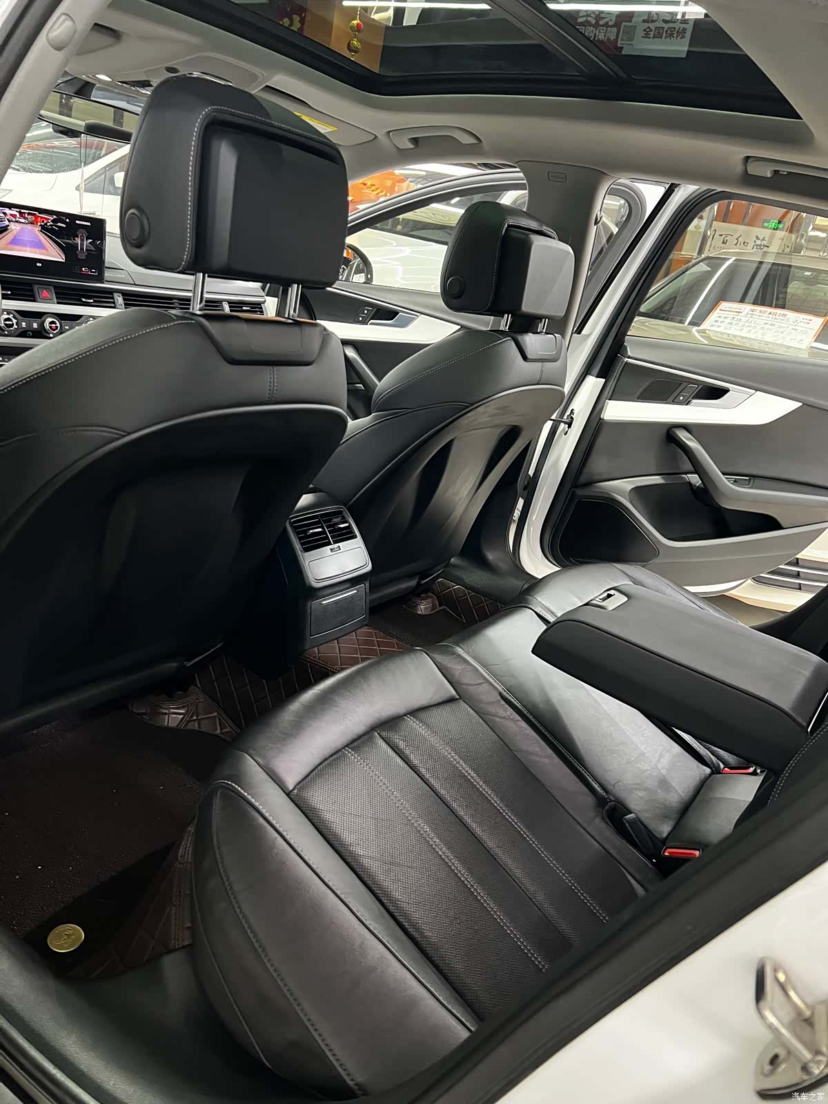 Audi A4L, 2020 9