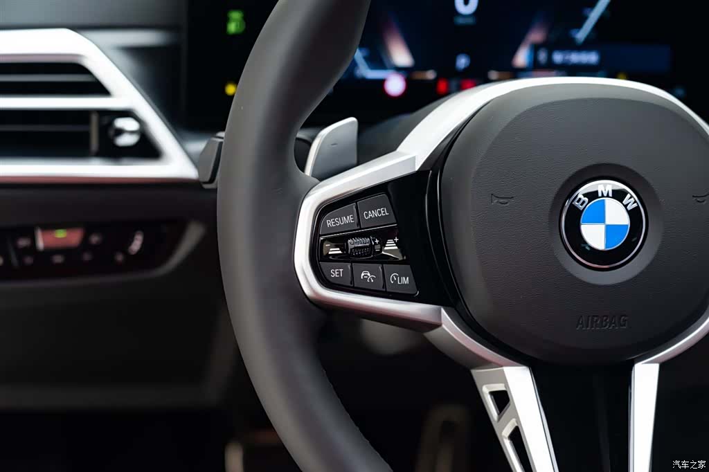 BMW 4 Series, 2025 18