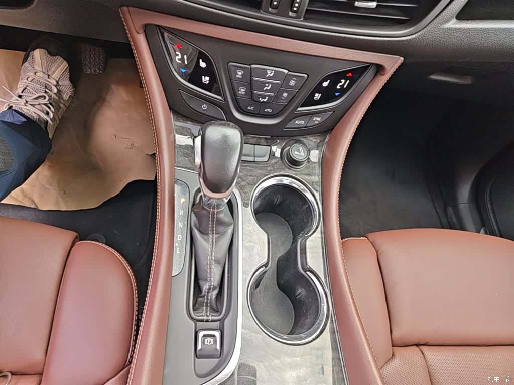 Buick Envision Plus, 2015 14