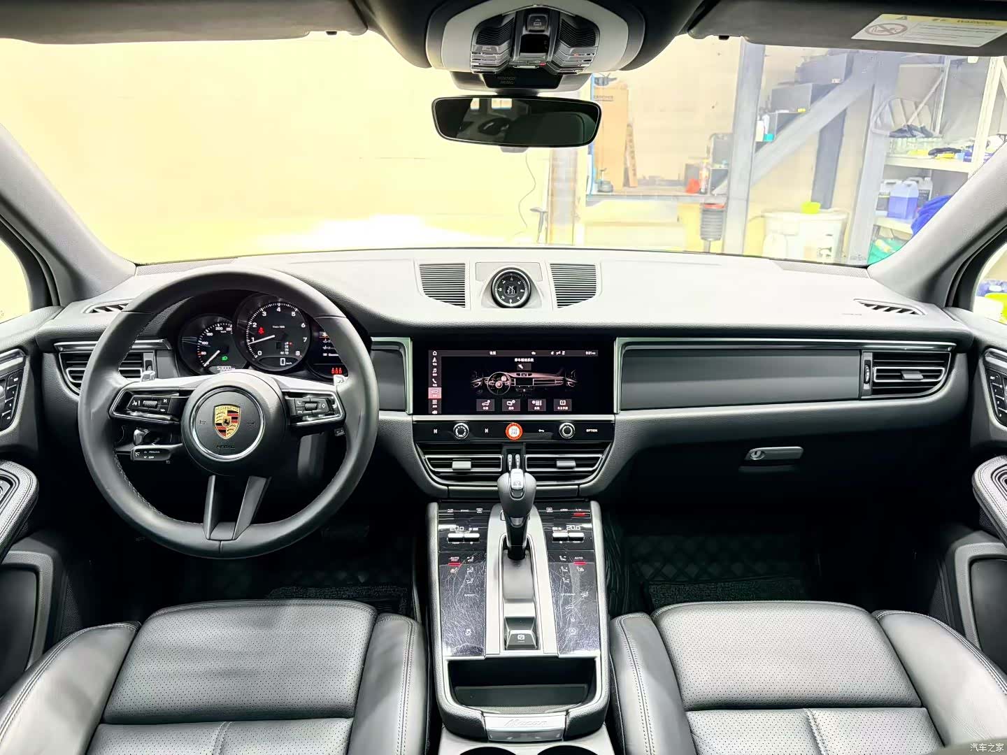 Porsche Macan, 2022 8