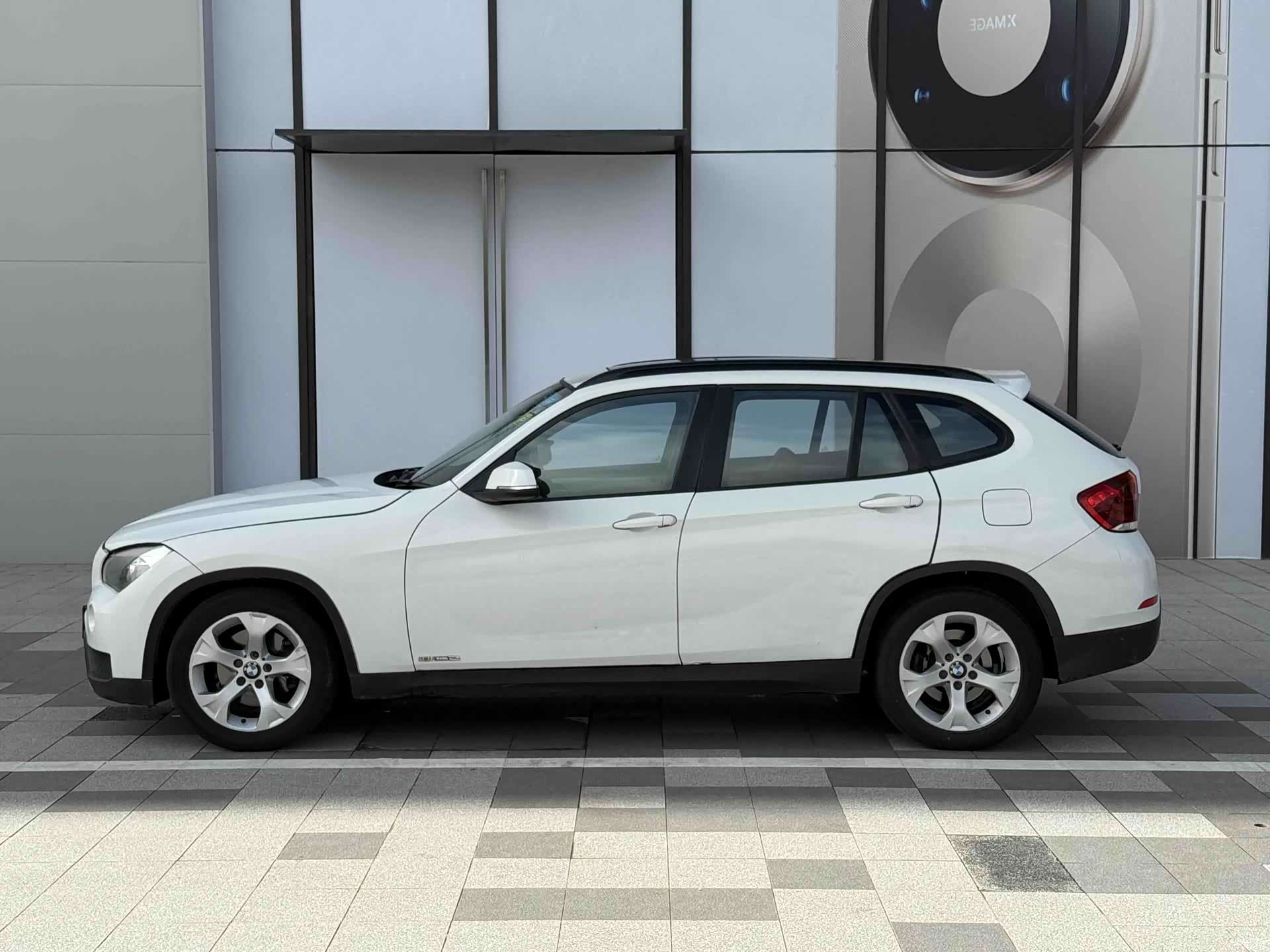 BMW X1, 2013 10