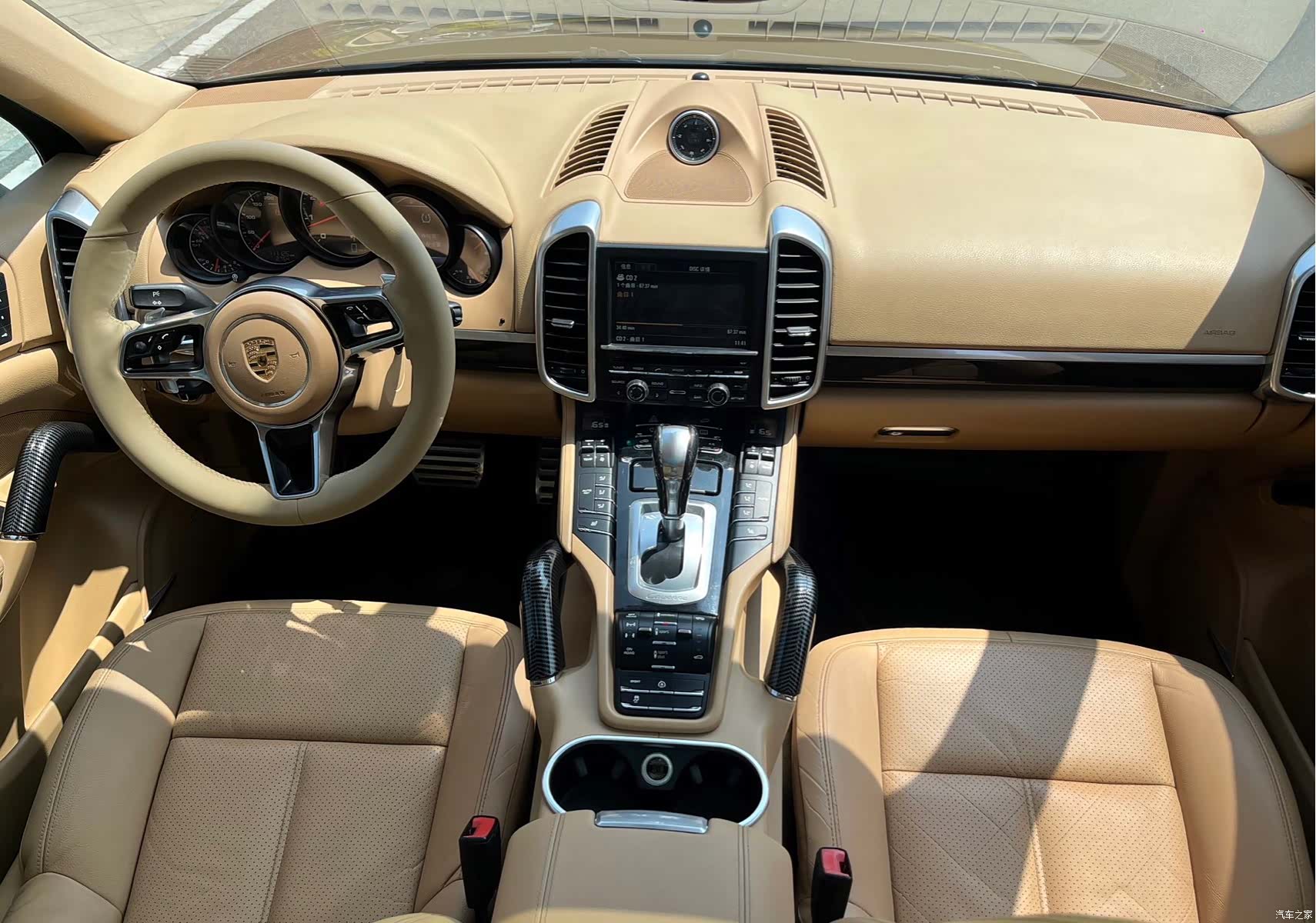 Porsche Cayenne, 2016 9