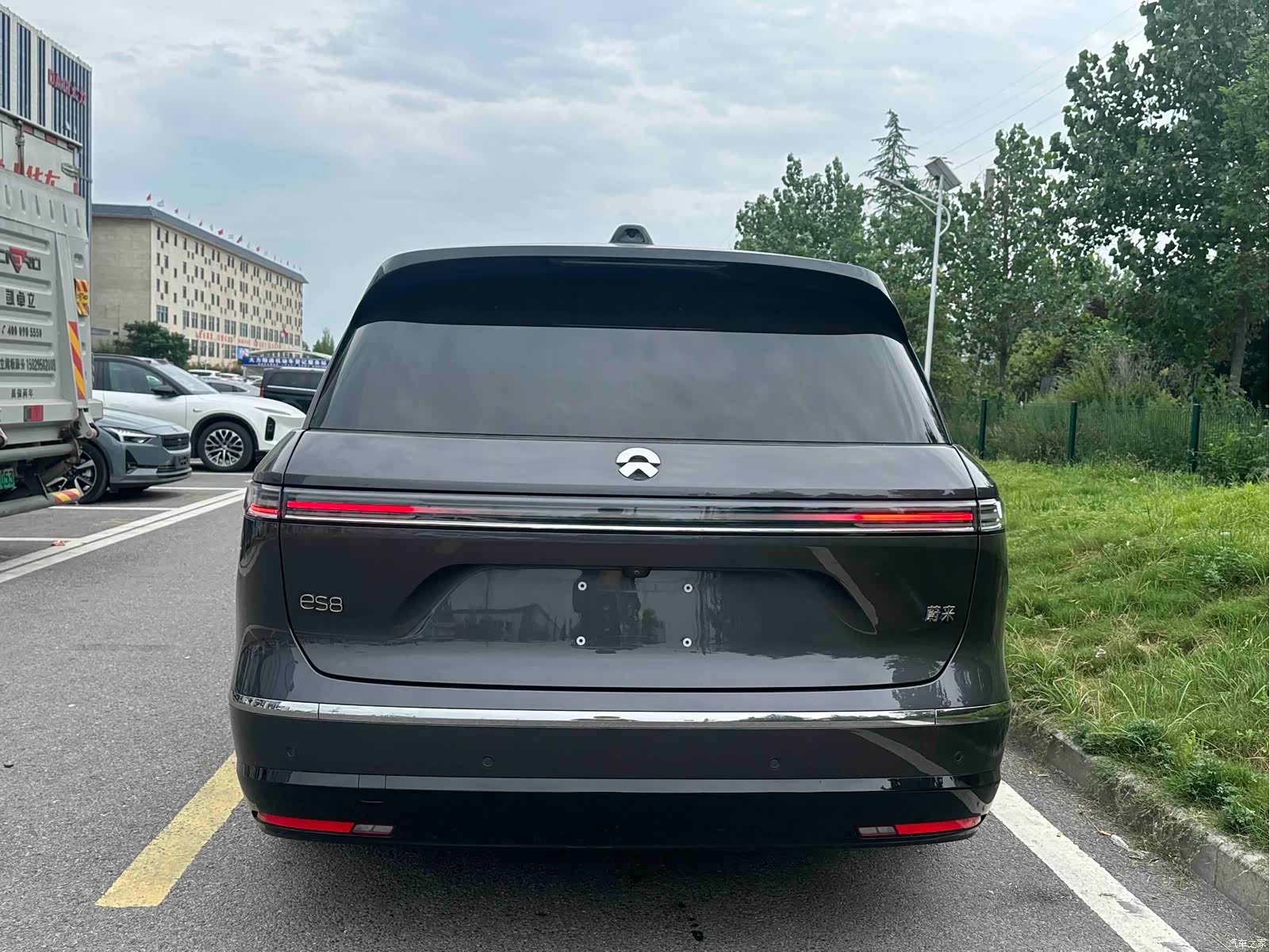 NIO ES8, 2026 11