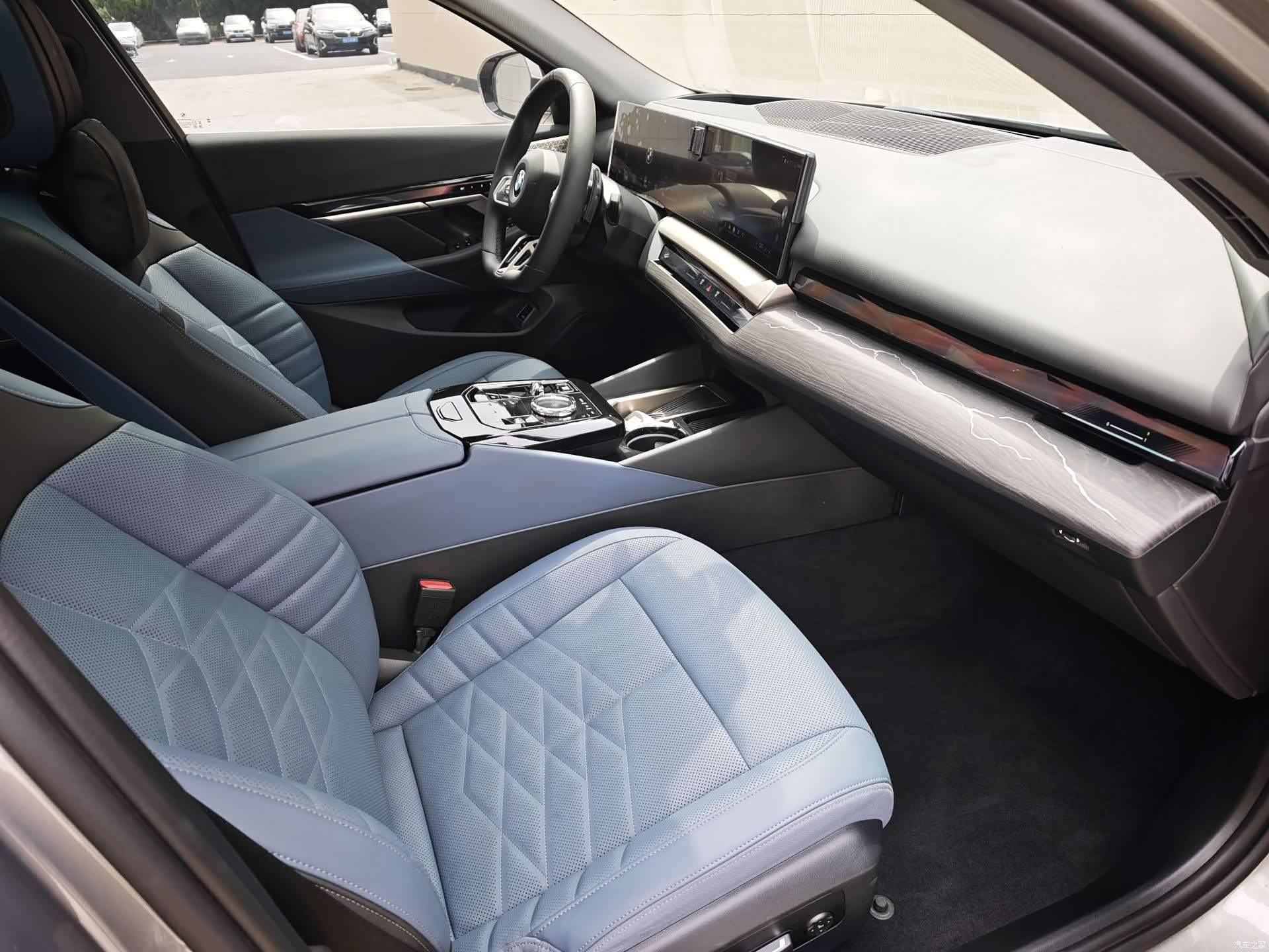 BMW 5 Series, 2024 18