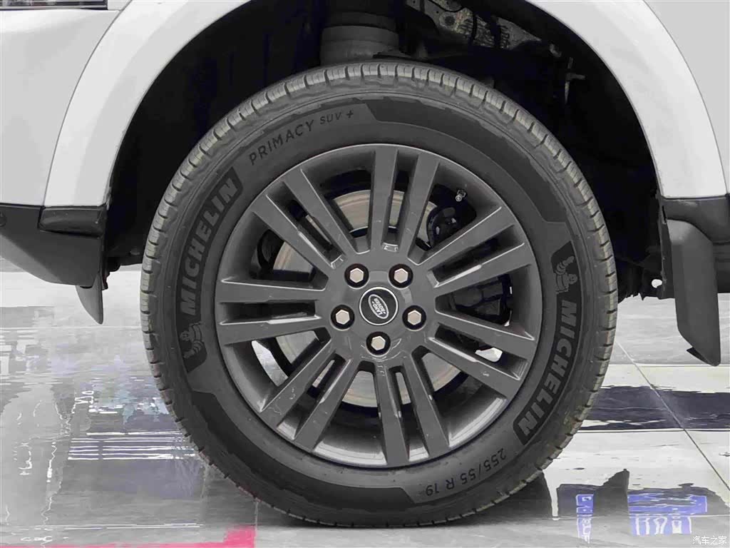 Land Rover Discovery, 2017 4