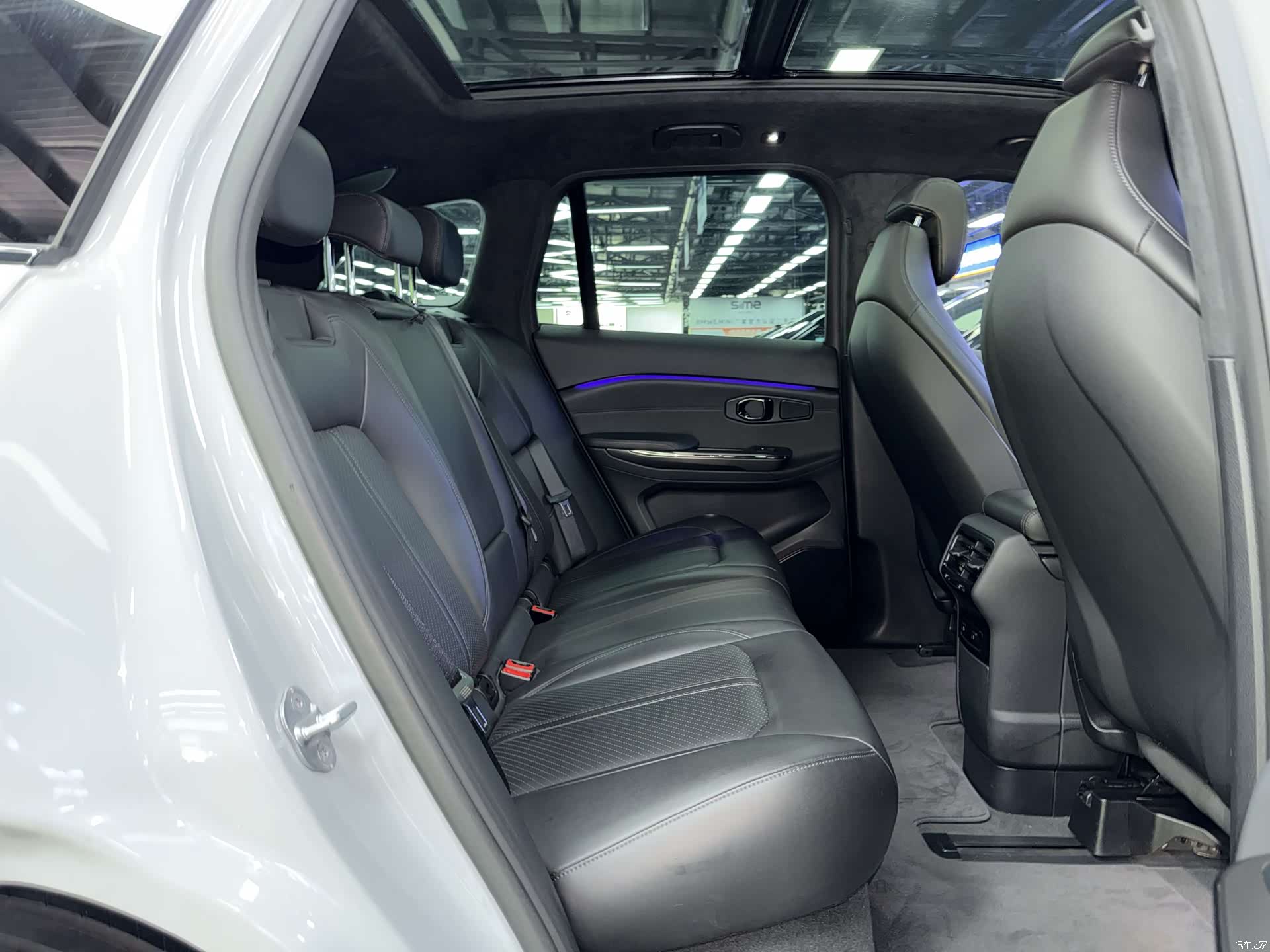 NIO ES6, 2022 11