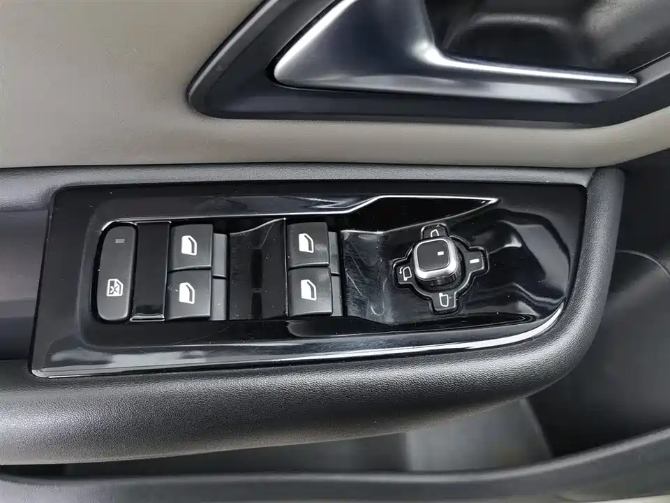 Citroen Versailles C5 X