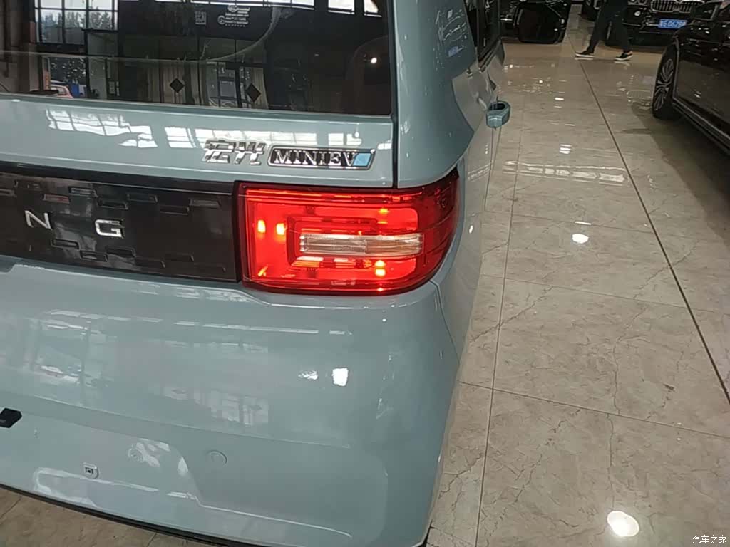 Wuling MINIEV, 2020 8