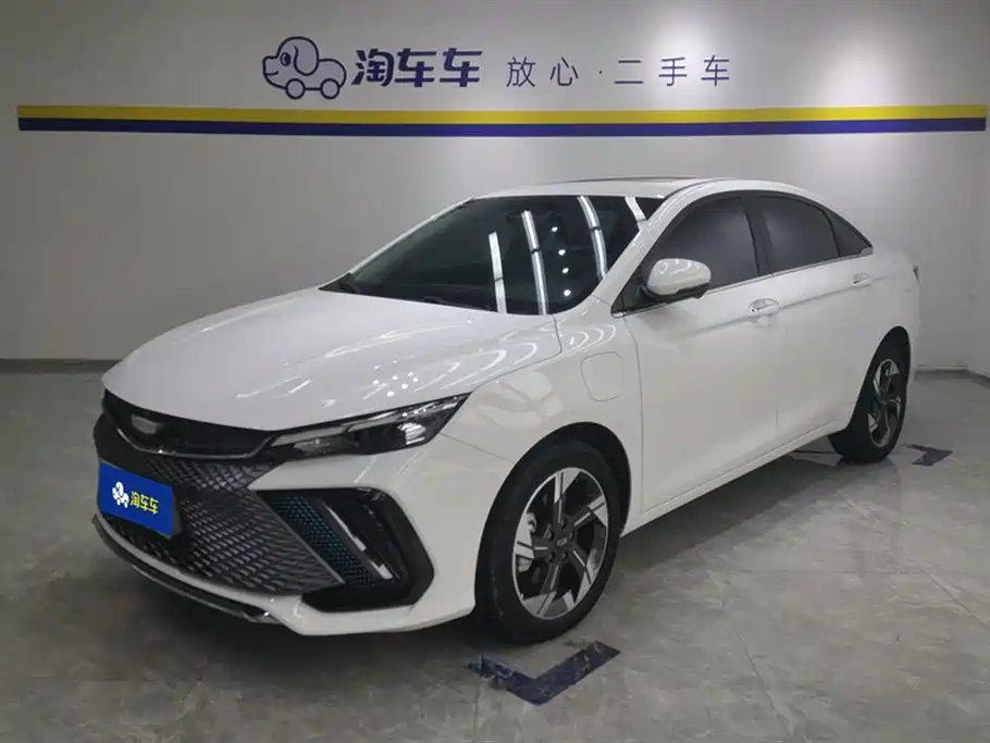 Geely Emgrand L HiP Geely Emgrand L HiP