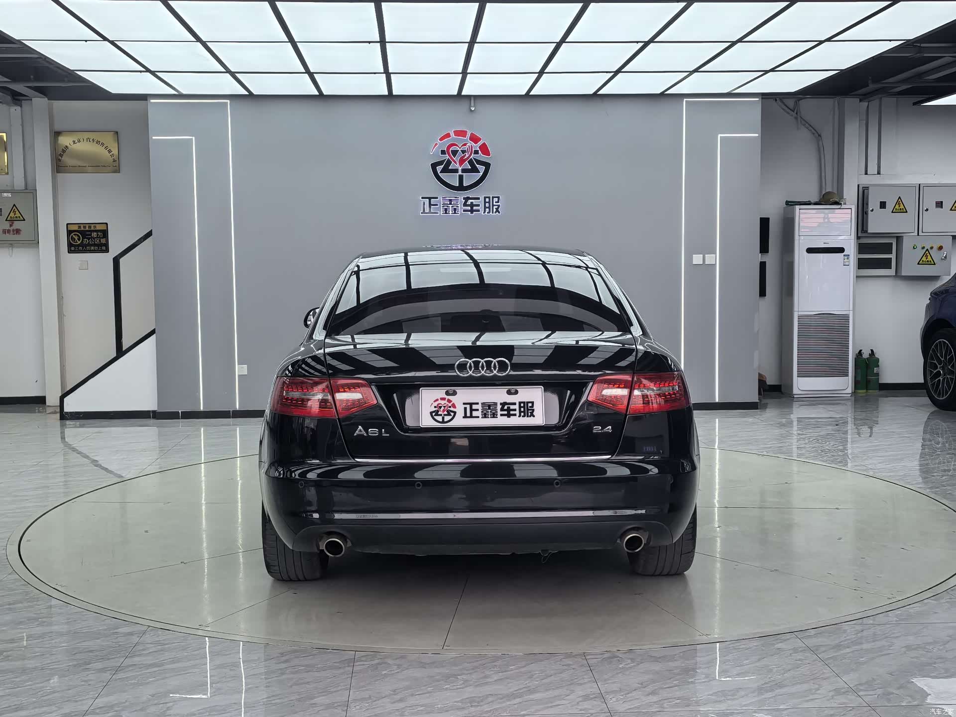 Audi A6L, 2011 14