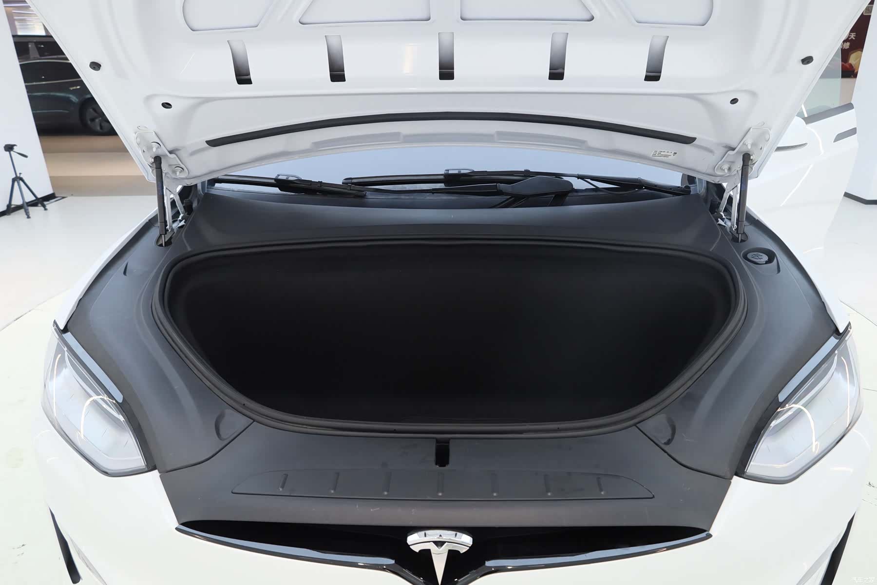 Tesla Model X, 2023 18
