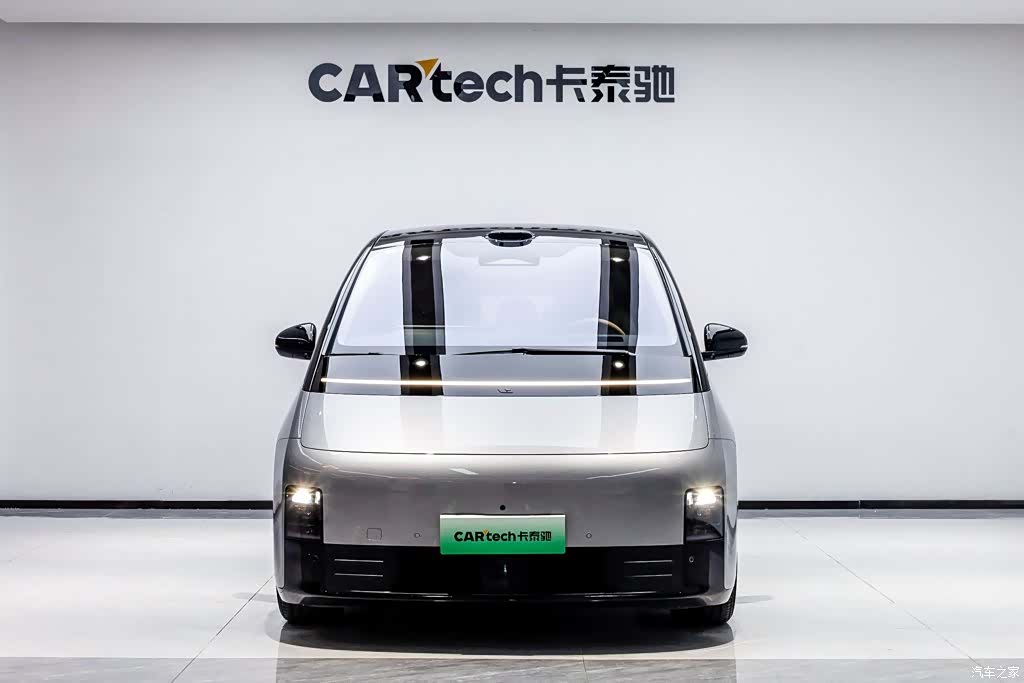 Li Auto MEGA, 2025 1