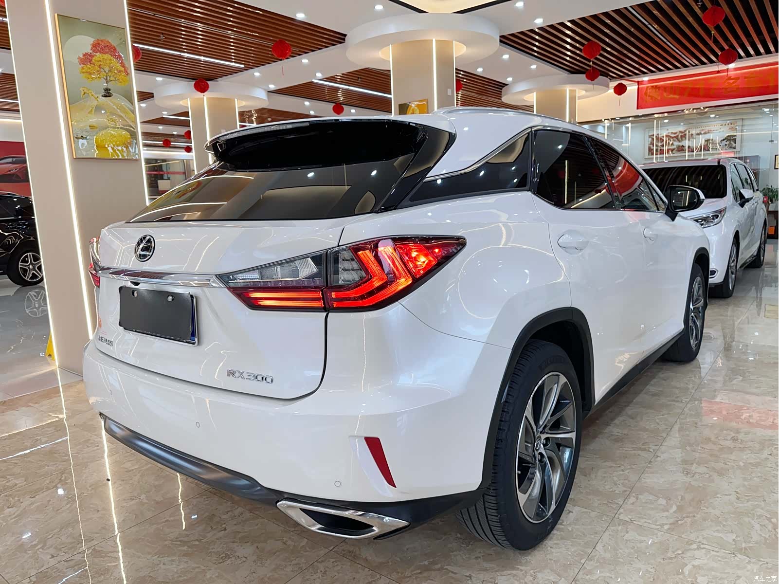 Lexus RX, 2019 4