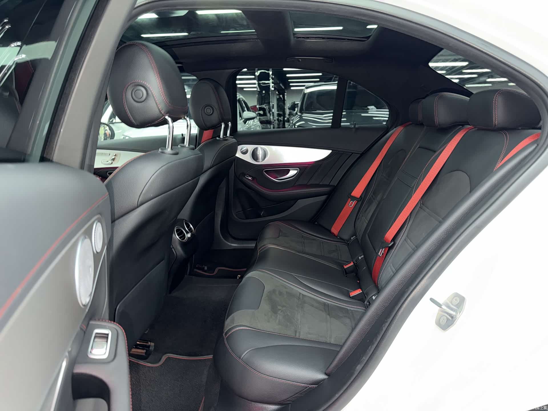 Mercedes-Benz C-Class, 2019 9