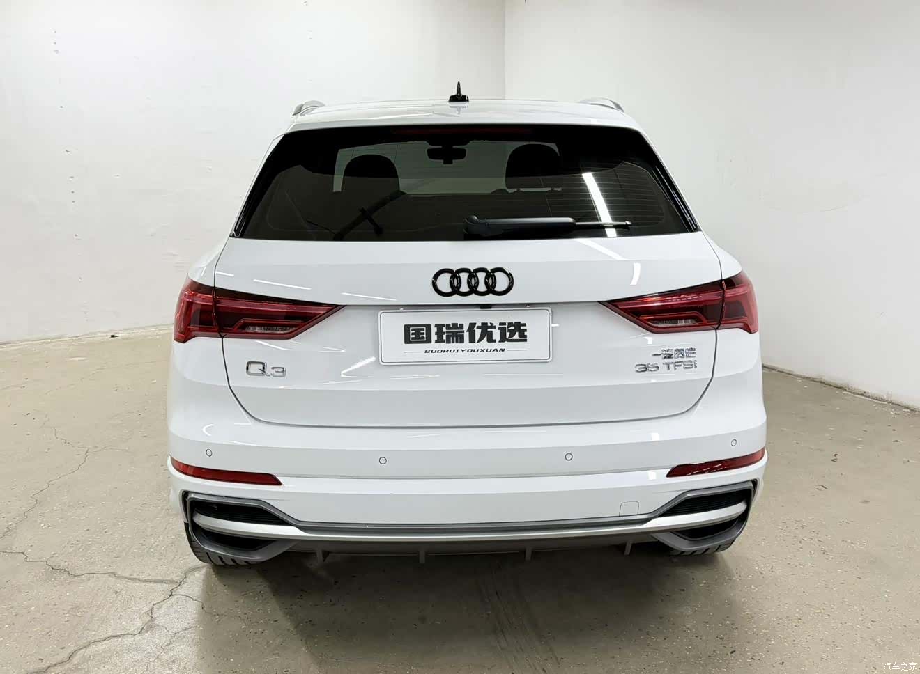 Audi Q3, 2022 4