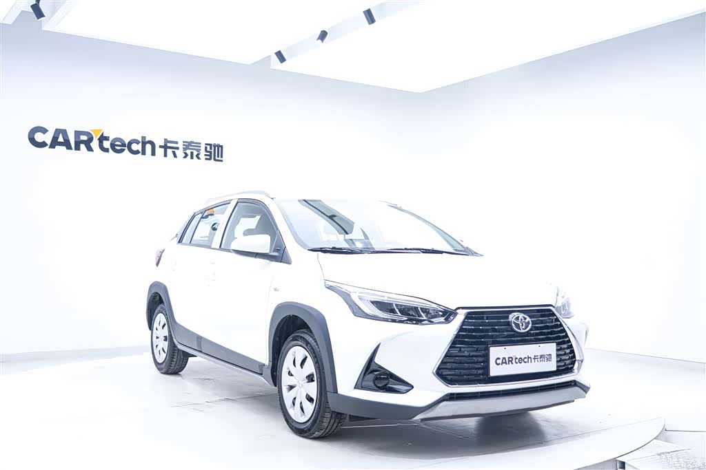 Toyota YARiS L, 2023 2