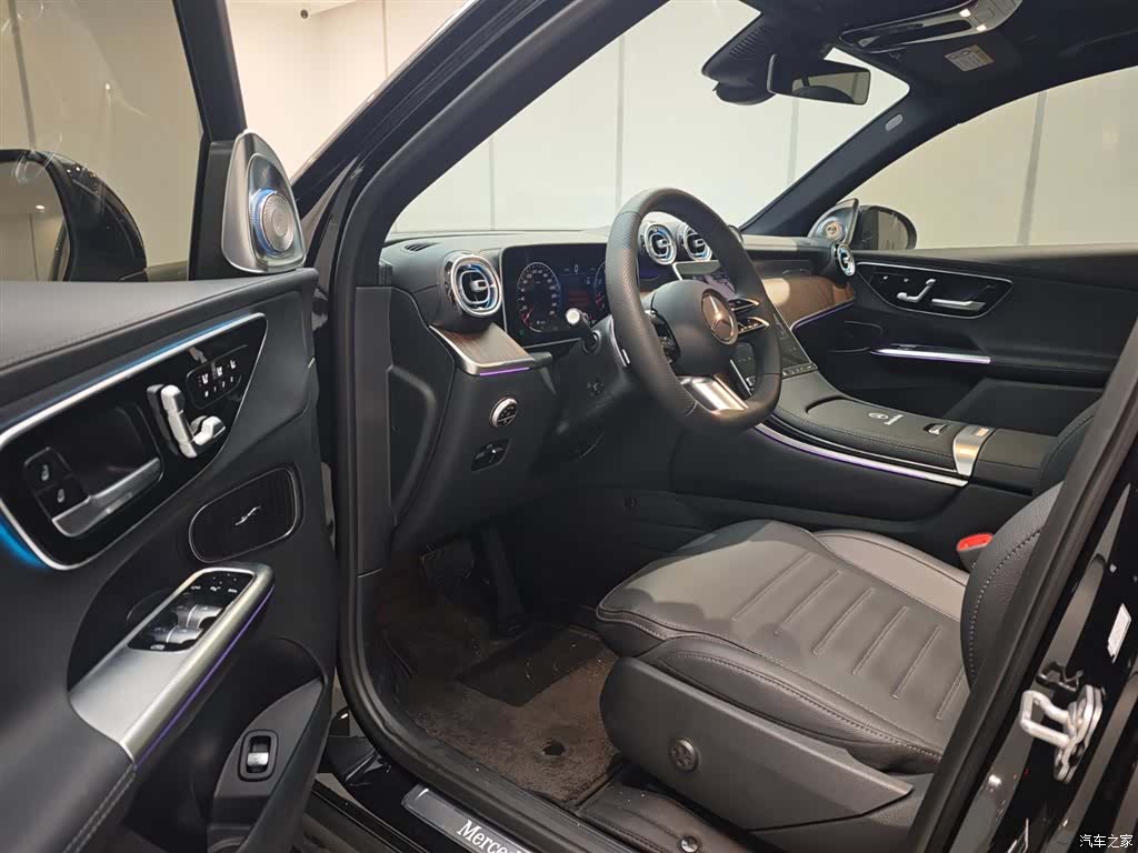 Mercedes-Benz GLC, 2025 6