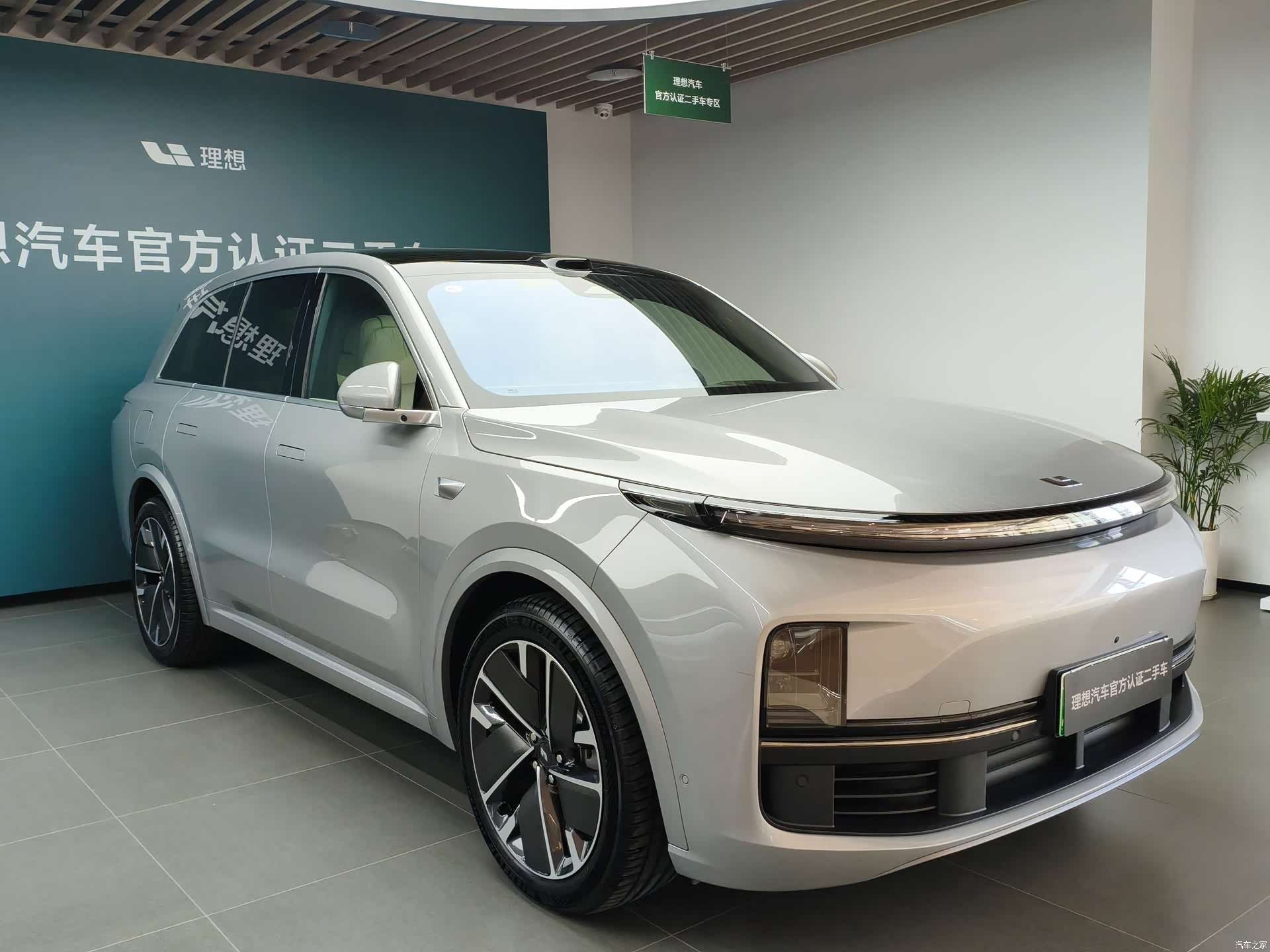 Li Auto L8, 2025 3