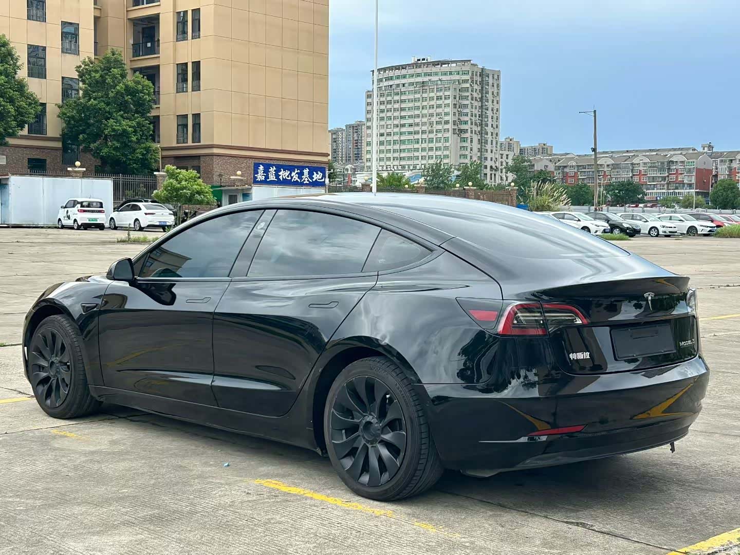 Tesla Model 3, 2023 9