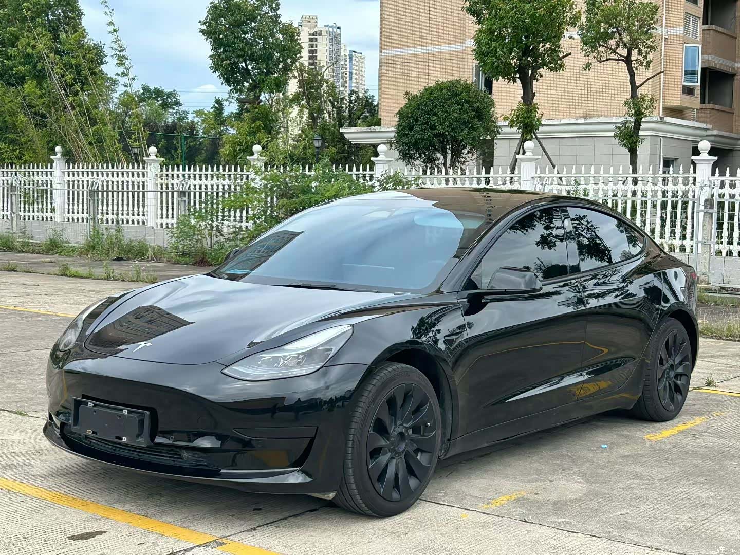 Tesla Model 3, 2023 1