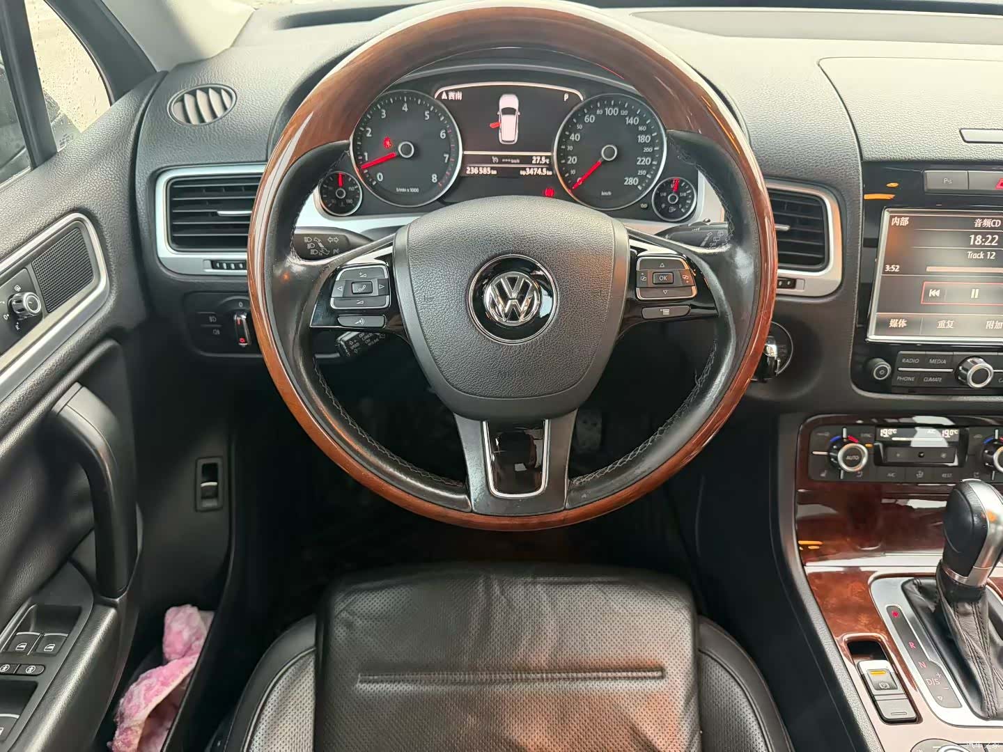 Volkswagen Touareg, 2014 8