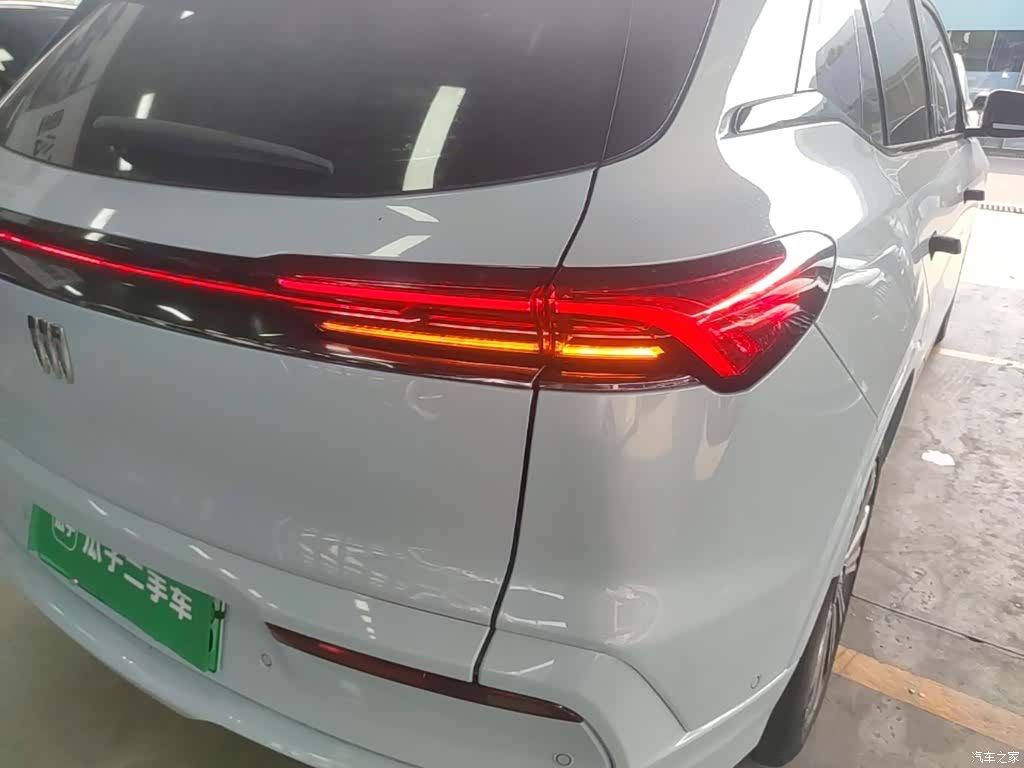 Buick E5, 2025 8
