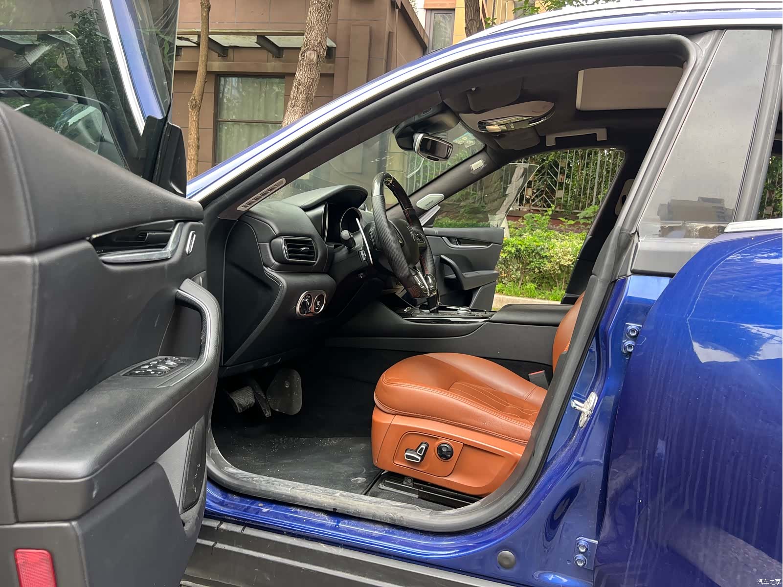 Maserati Levante, 2016 21