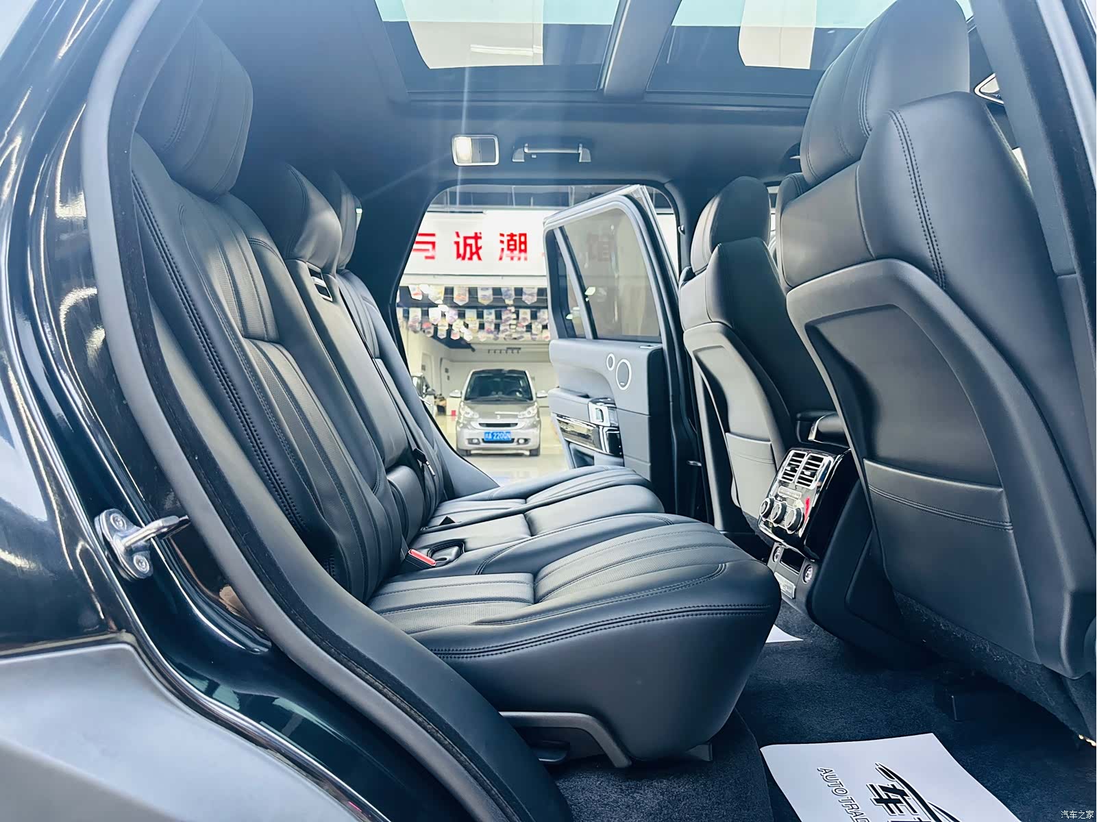 Land Rover Range Rover, 2016 11