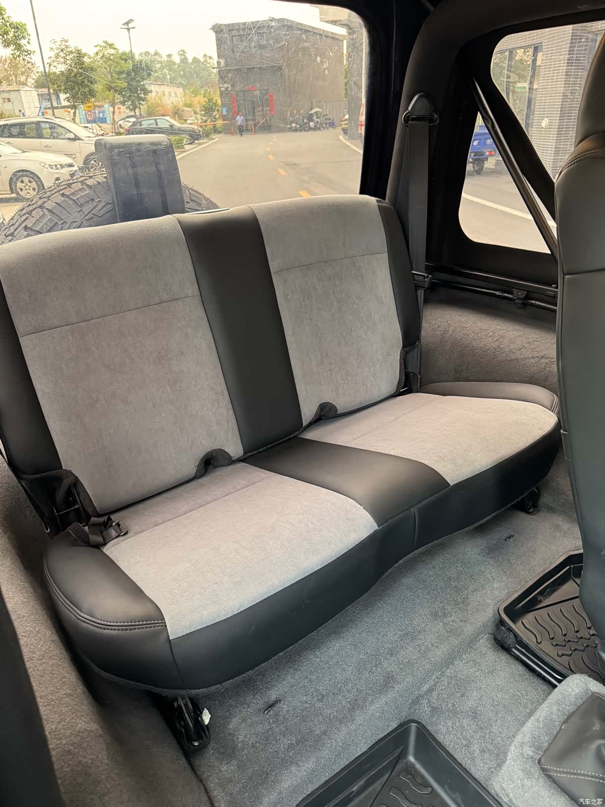 Jeep Wrangler, 2004 21