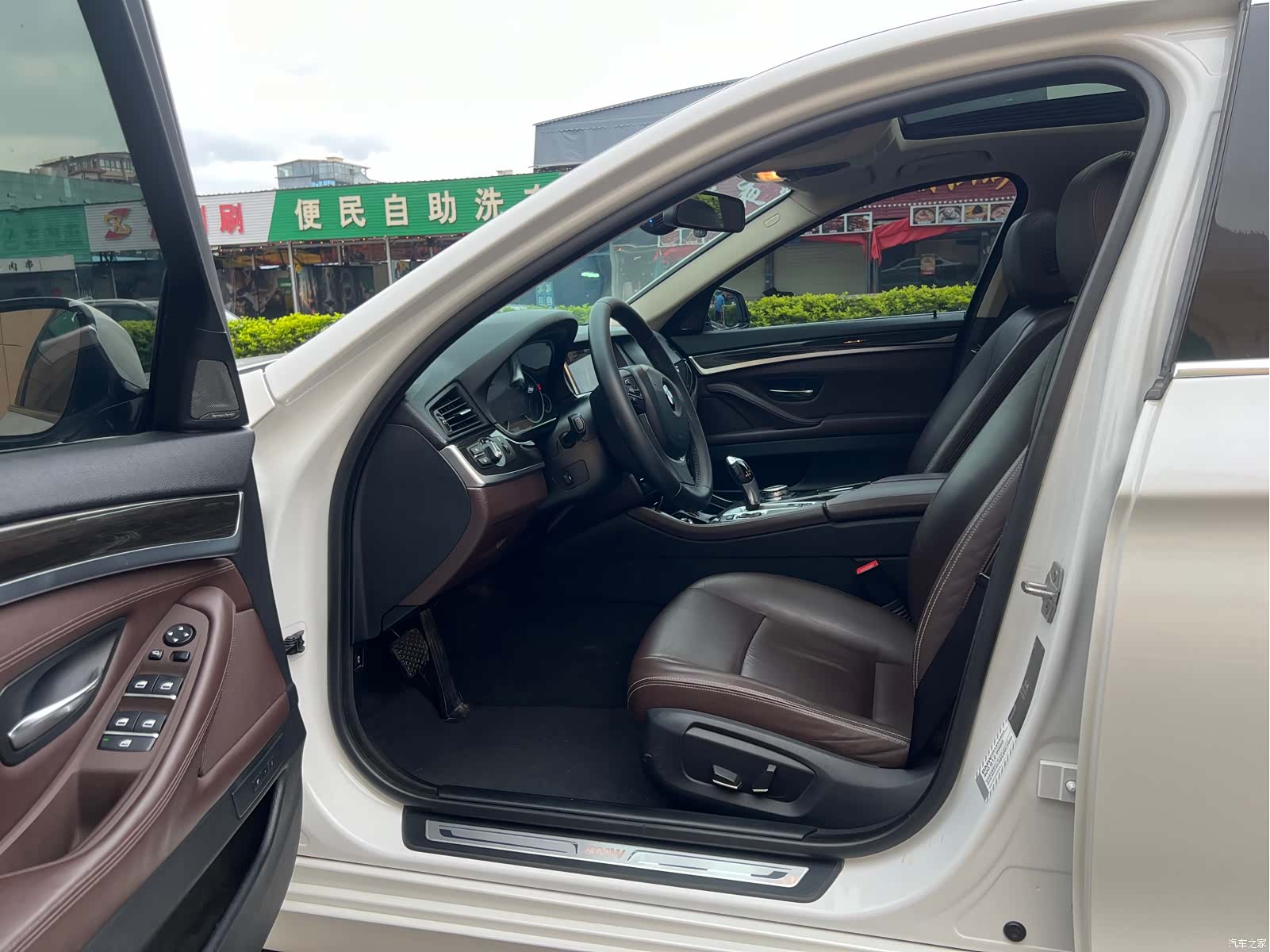 BMW 5 Series, 2017 9