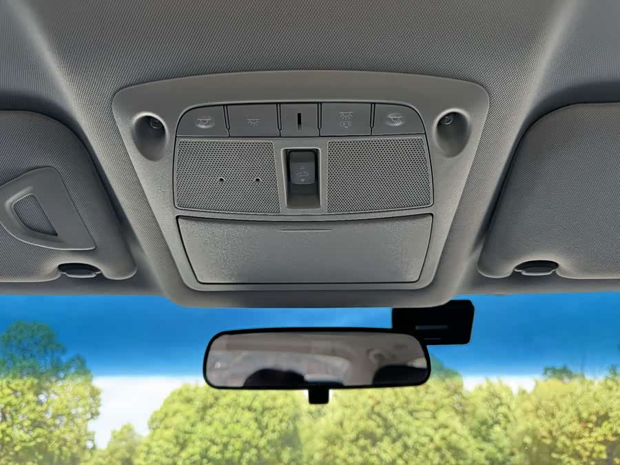 Nissan Altima 2016, фото 11
