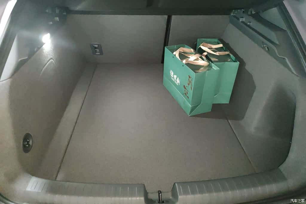 Audi TT, 2026 4
