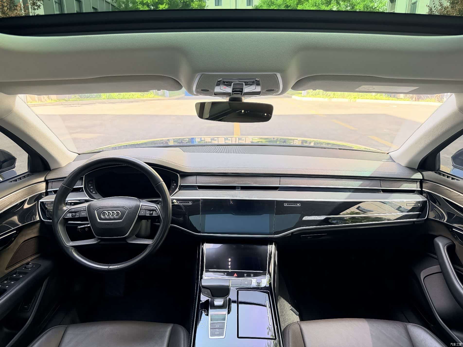 Audi A8L, 2018 4