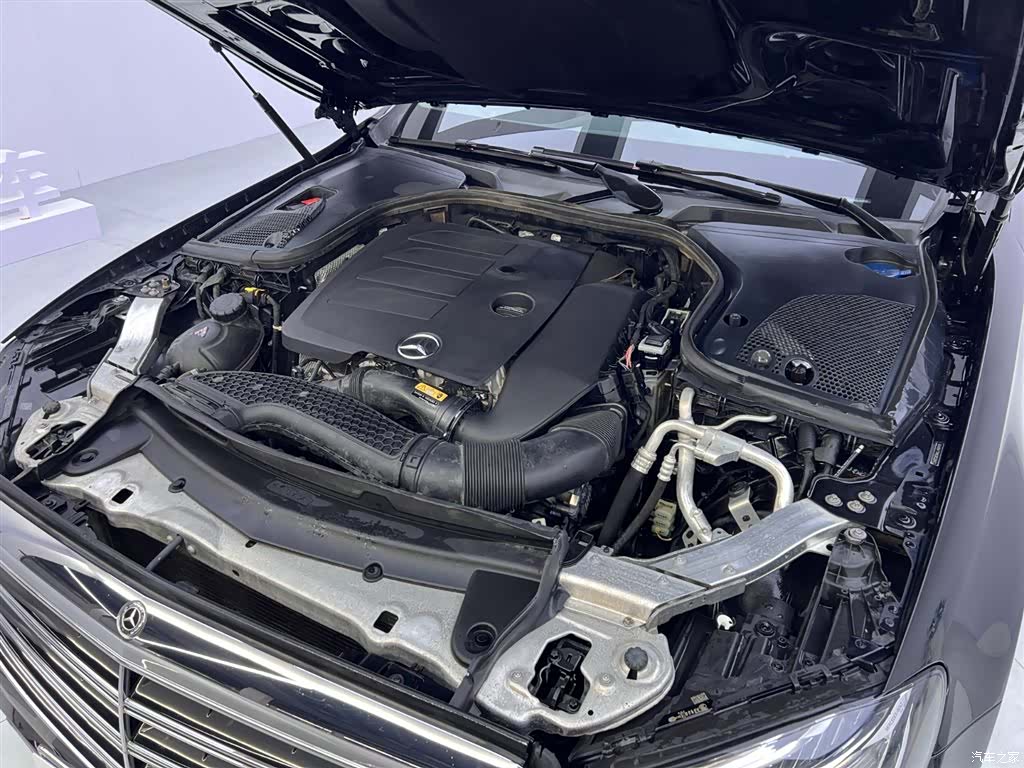 Mercedes-Benz E-Class, 2020 28