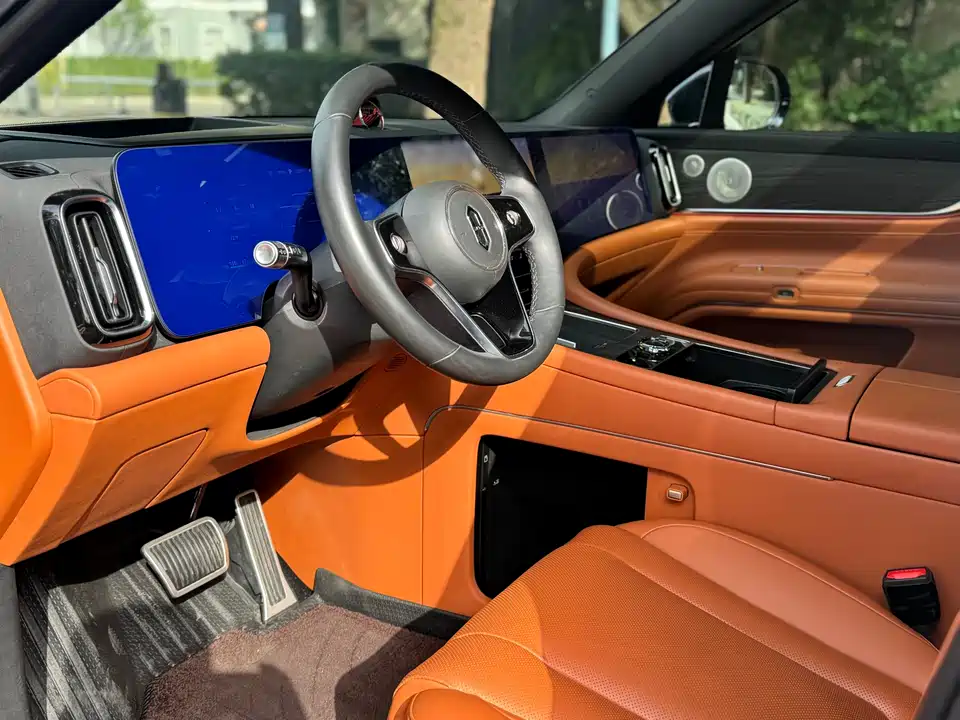 AITO Ask the world M9