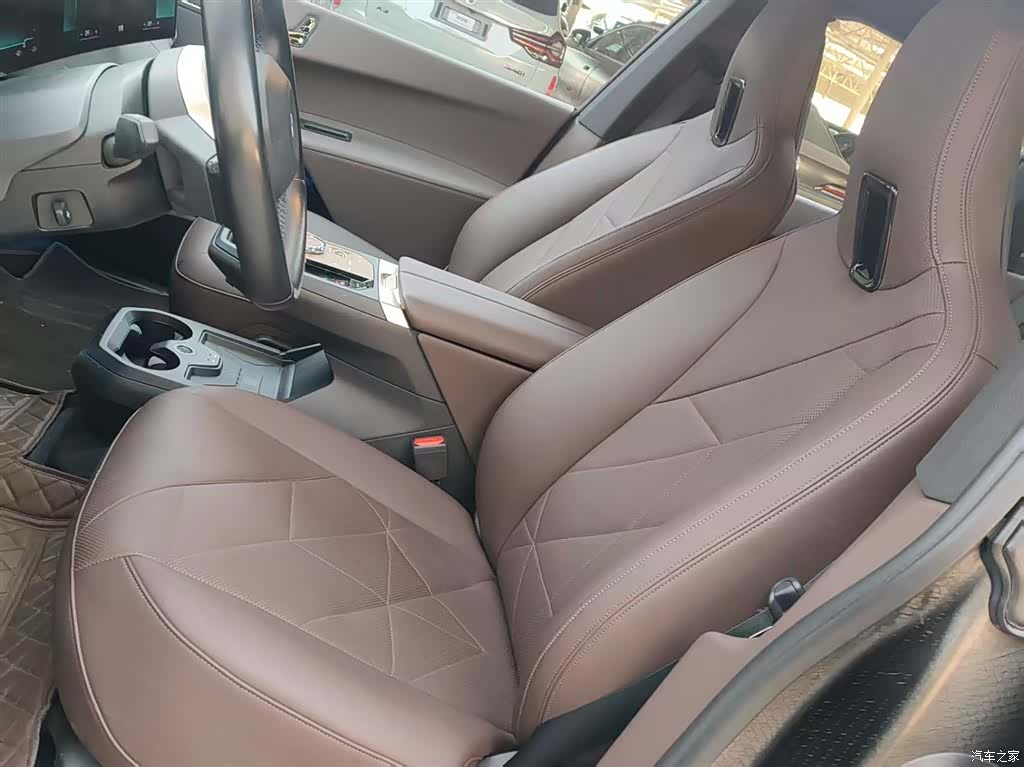 BMW iX, 2023 8