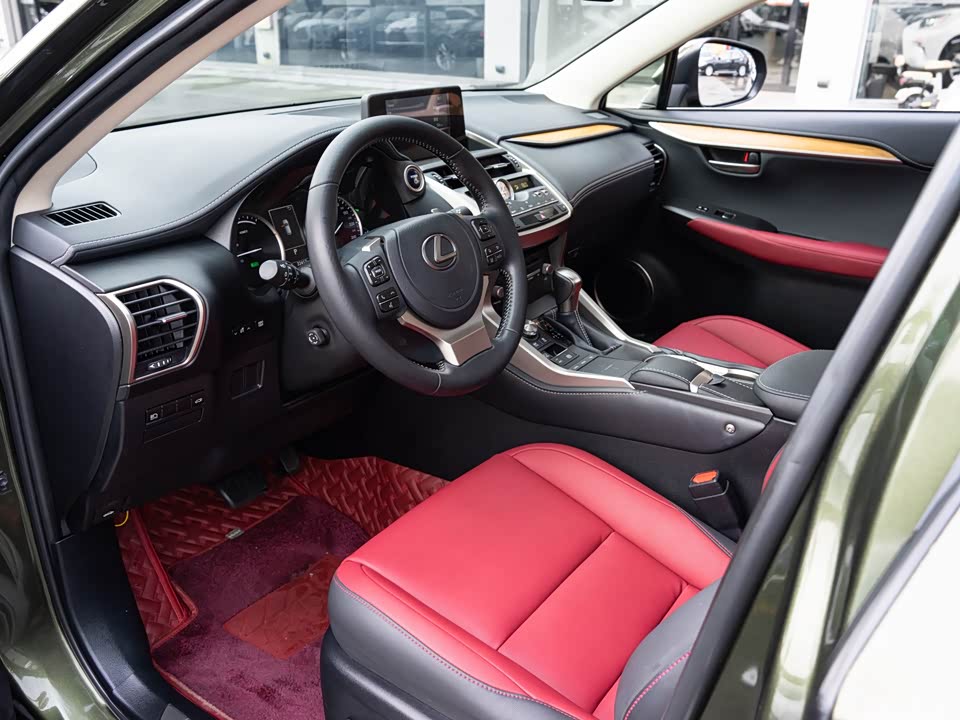 Lexus NX