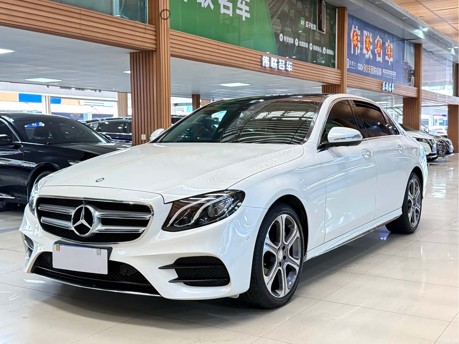 Mercedes-Benz E-Class, 2017 1