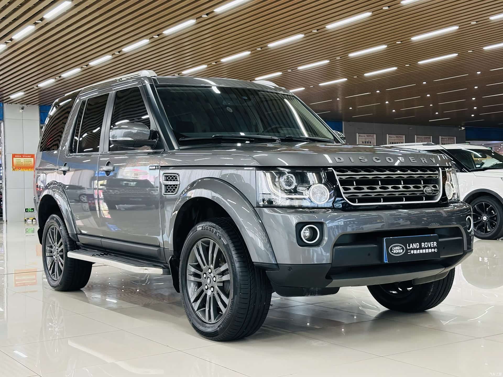 Land Rover Discovery, 2017 3