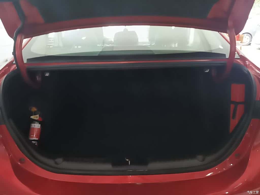 Mazda Mazda3, 2017 19