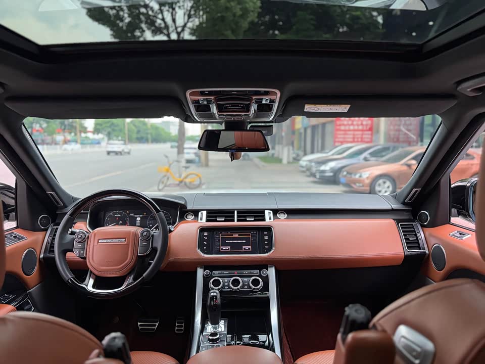 Land Rover Range Rover Sport Land Rover Range Rover Sport