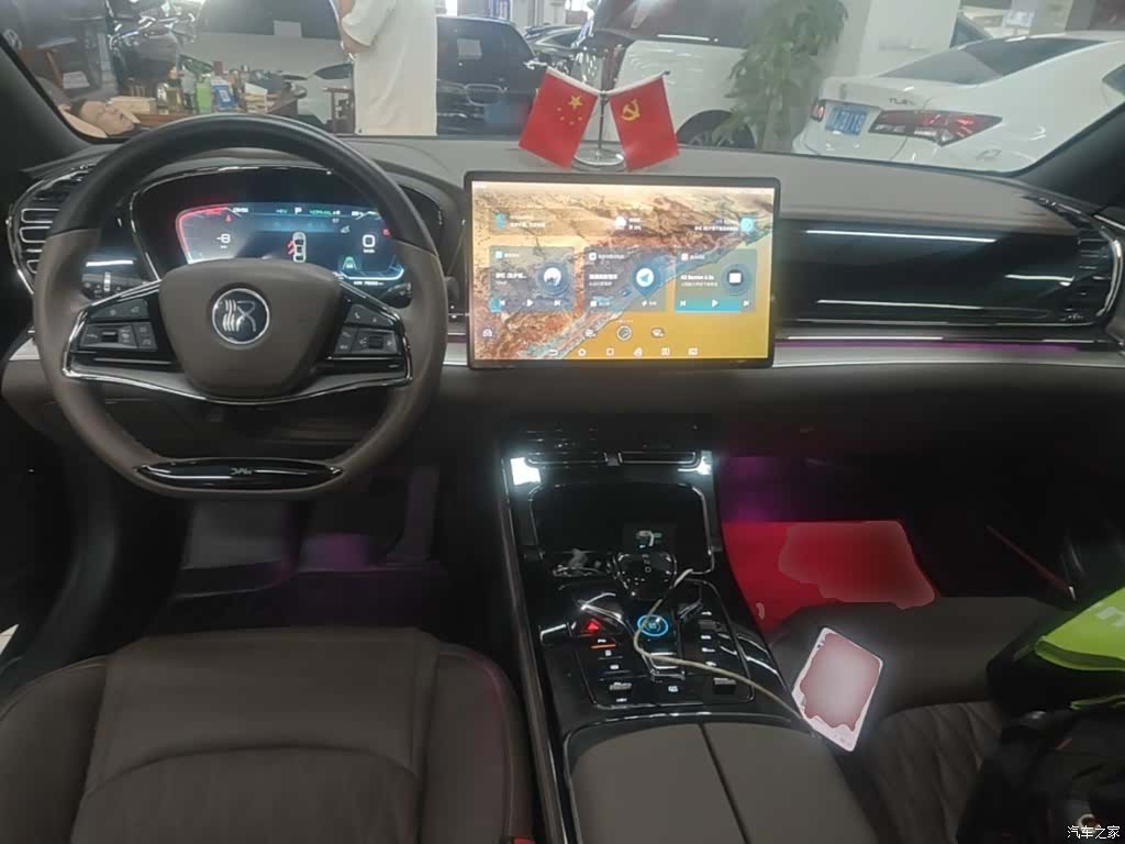 BYD Han, 2023 10