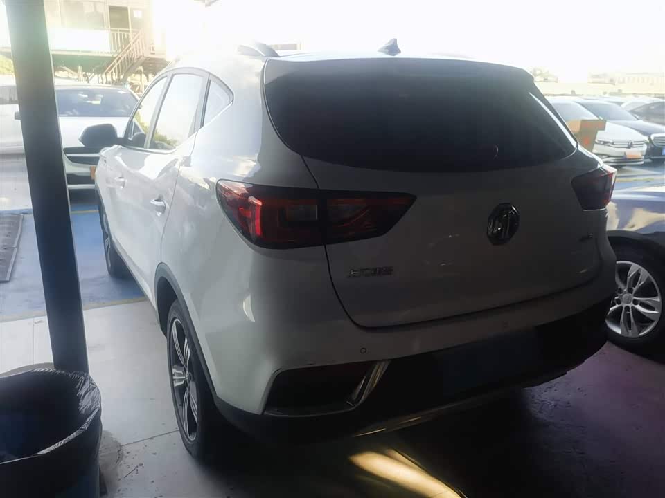 MG ZS
