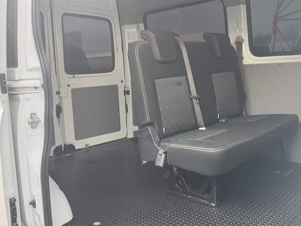 MAXUS Xintu V80
