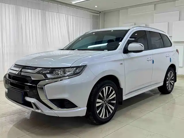 Mitsubishi Outlander 2022 — купить из Китая под заказ