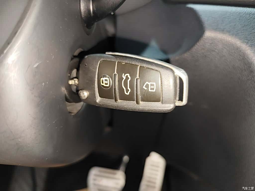 Audi Q3, 2014 9