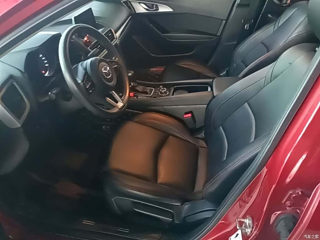 Mazda Mazda3, 2020 15
