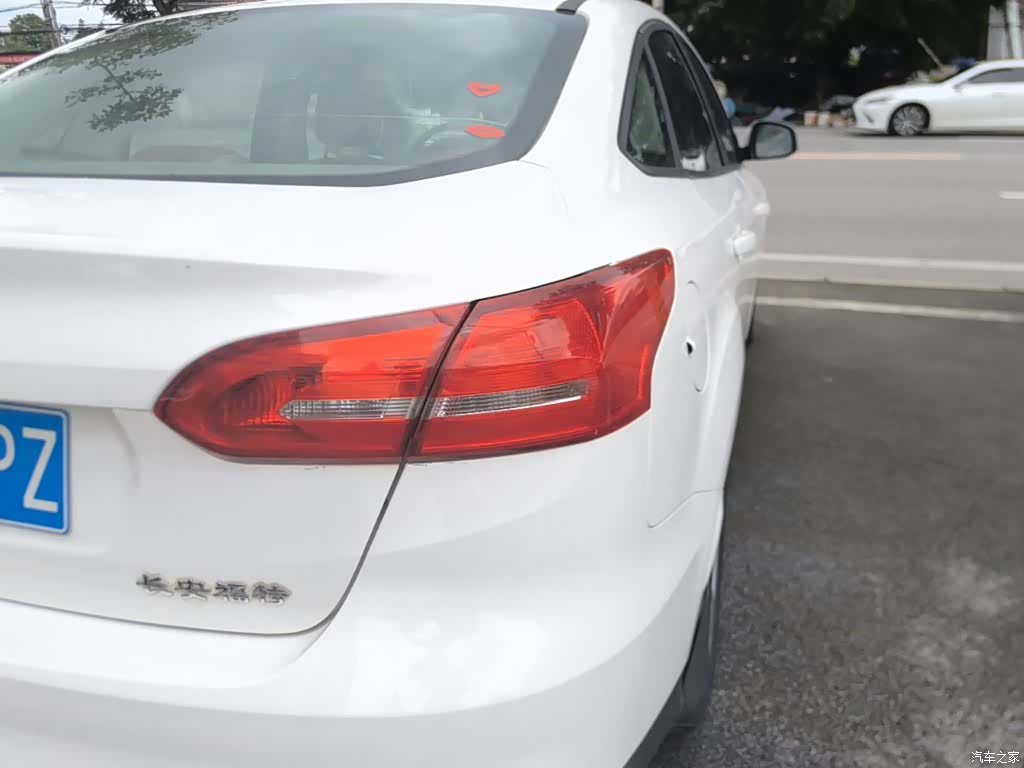Ford Focus, 2018 8